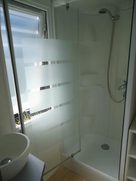 Campsite les Grissotières Mobile home rental shower room