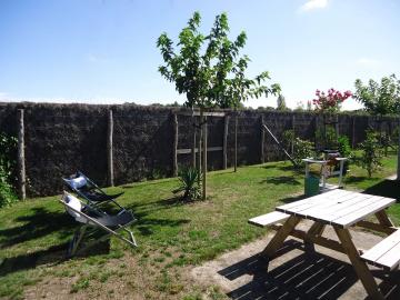 Großer Premium-Garten Campingplatz Les Grissotières